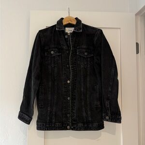 EUC Aritzia TNA Oversized Faded Denim Jacket